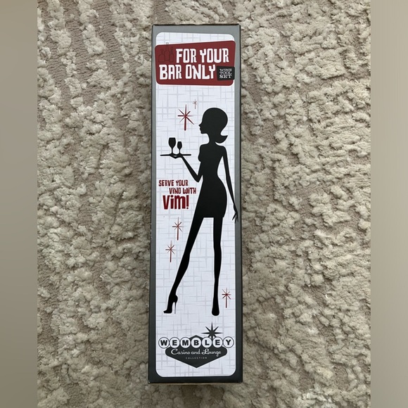 NEW in the box Wembly Casino & Lounge Collection 5 piece wine bar set - Picture 4 of 8